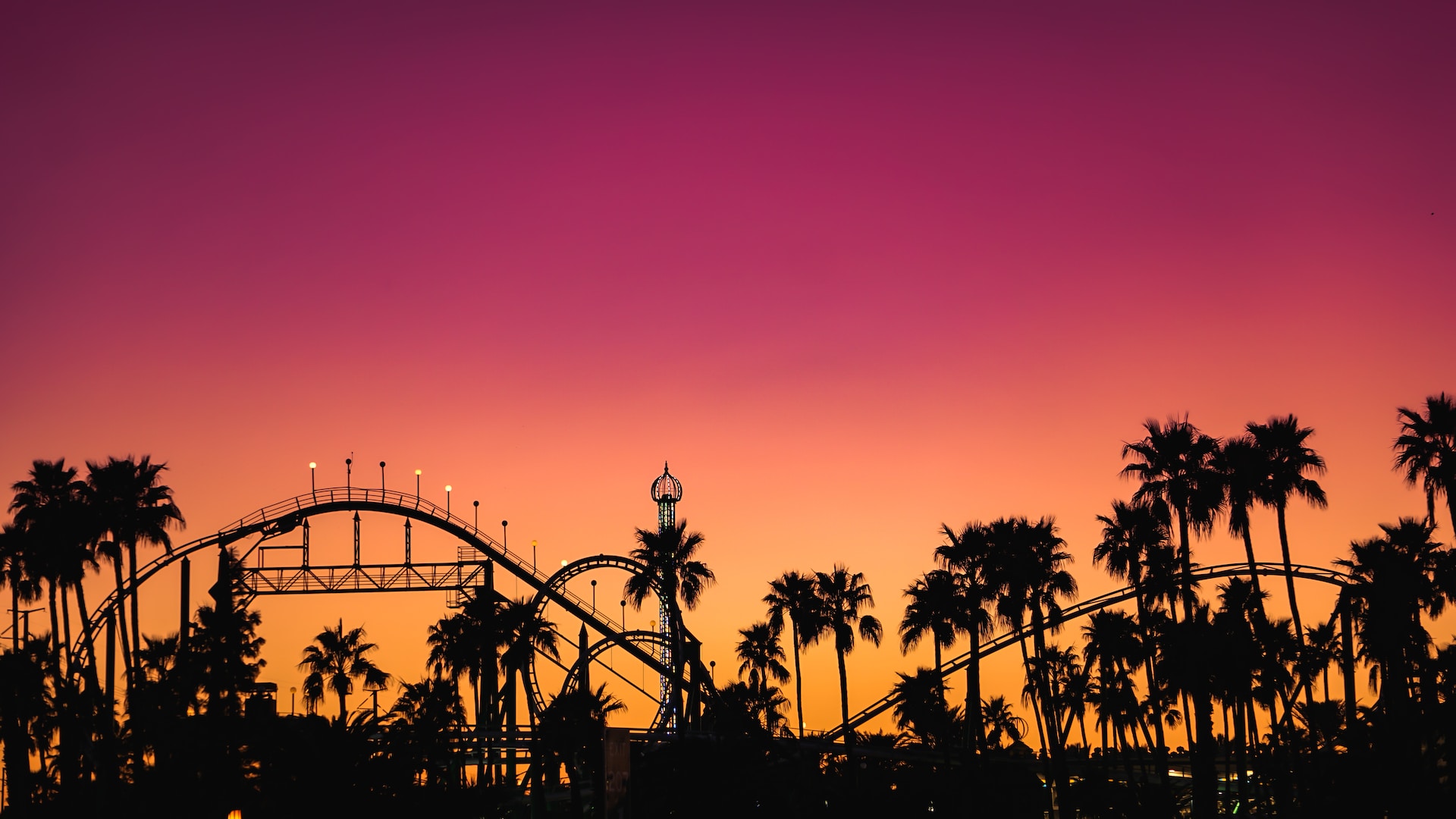 Sun setting on a theme park in Phoenix, Arizona.