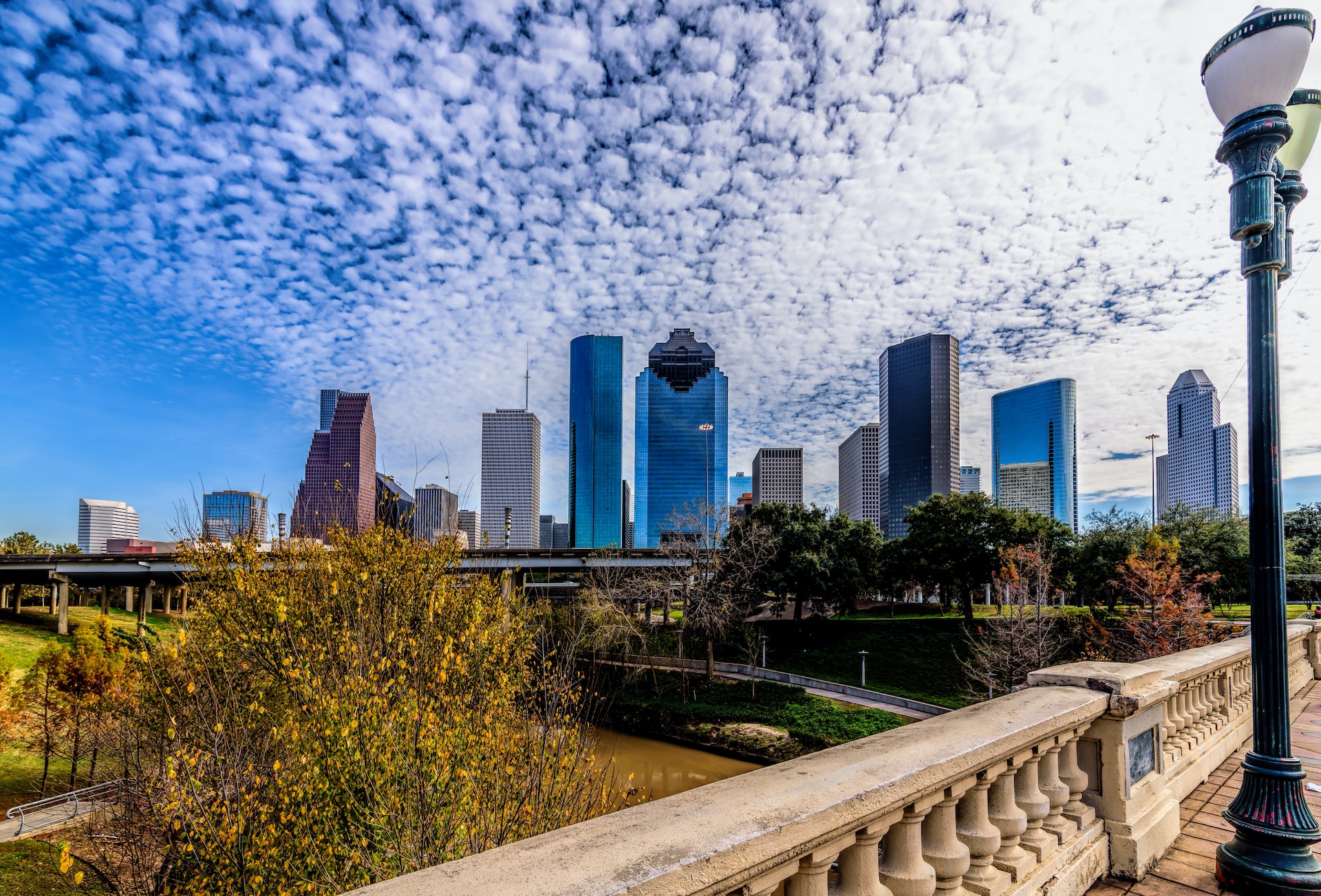 Houston city skyline during day time.