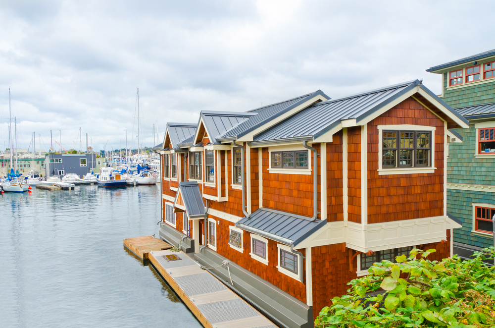 house-on-water-in-seattle