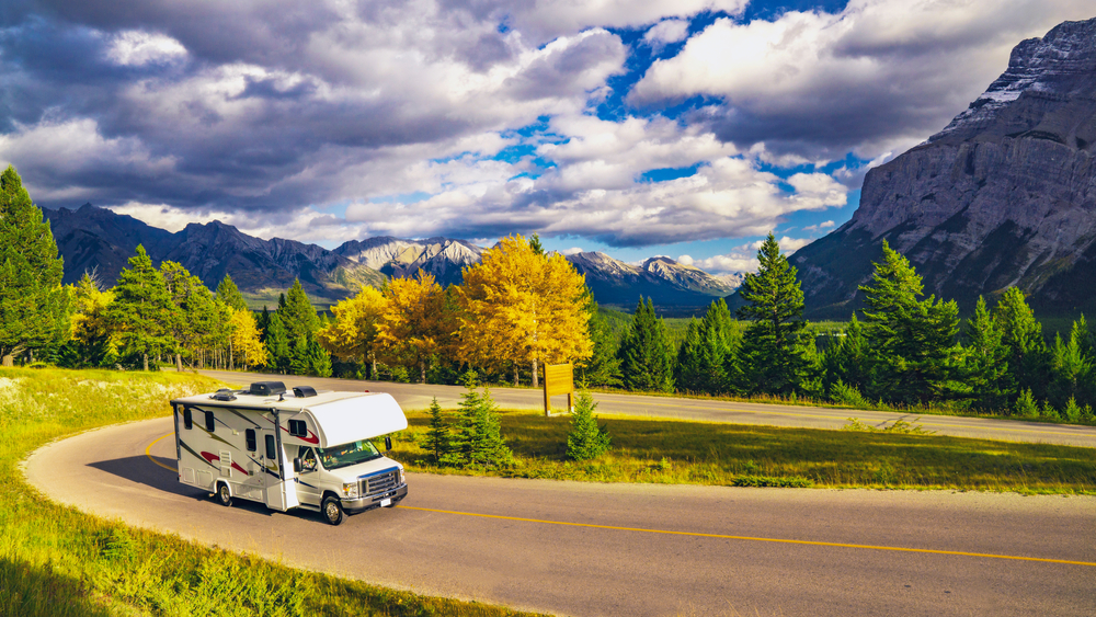 travel the country in an rv