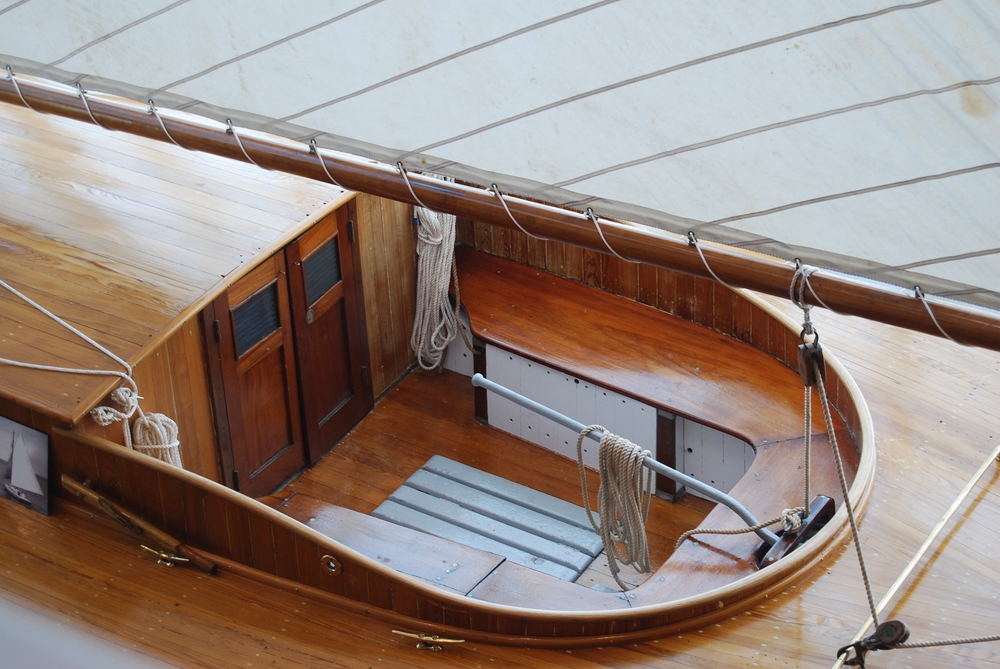 wooden-boat-at-maritime-museum