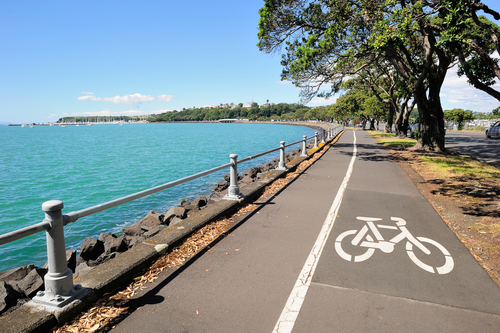 bike-path-along-water