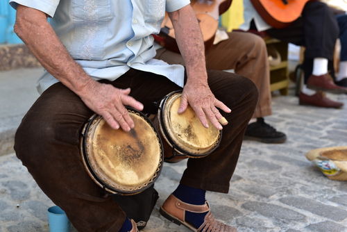 musicians-on-street