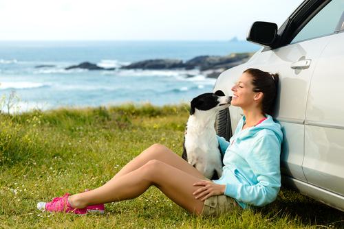 woman-sitting-with-dog