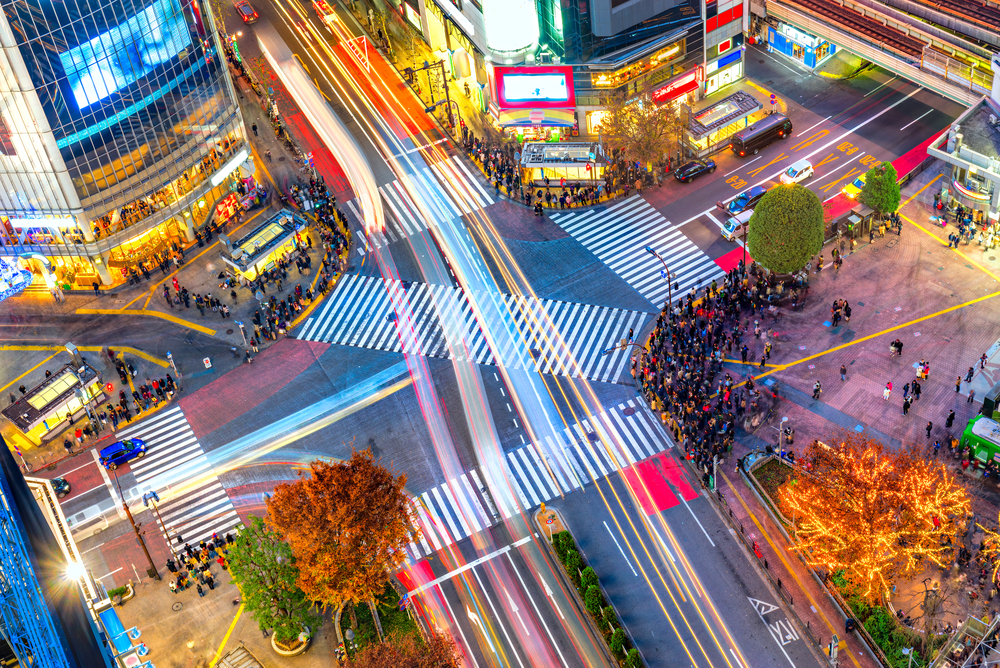 shibuya-crossing-in-tokyo