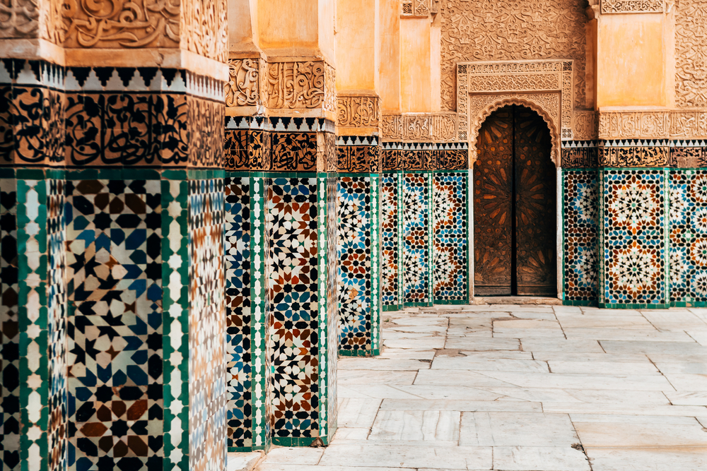 colorful-walkway-in-morocco