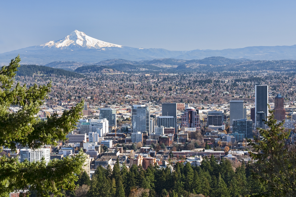 The urban center of Portland, Oregon as seen from an aerial view.