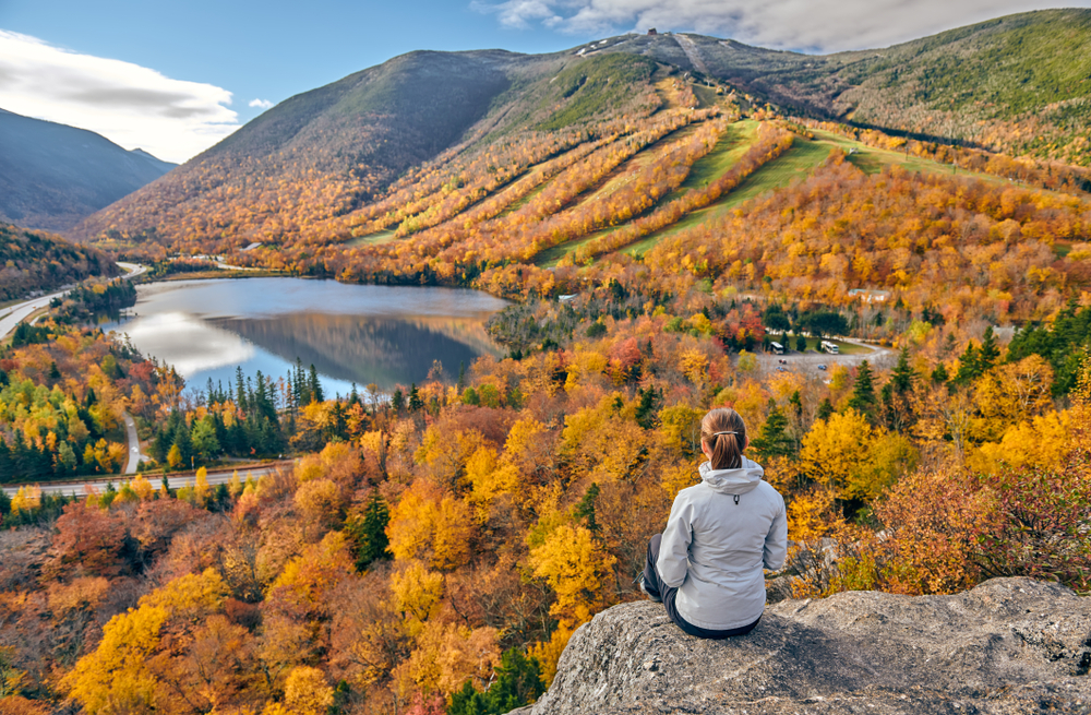 Fall colors in Franconia Notch State Park, White Mountain National Forest, New Hampshire, USA.