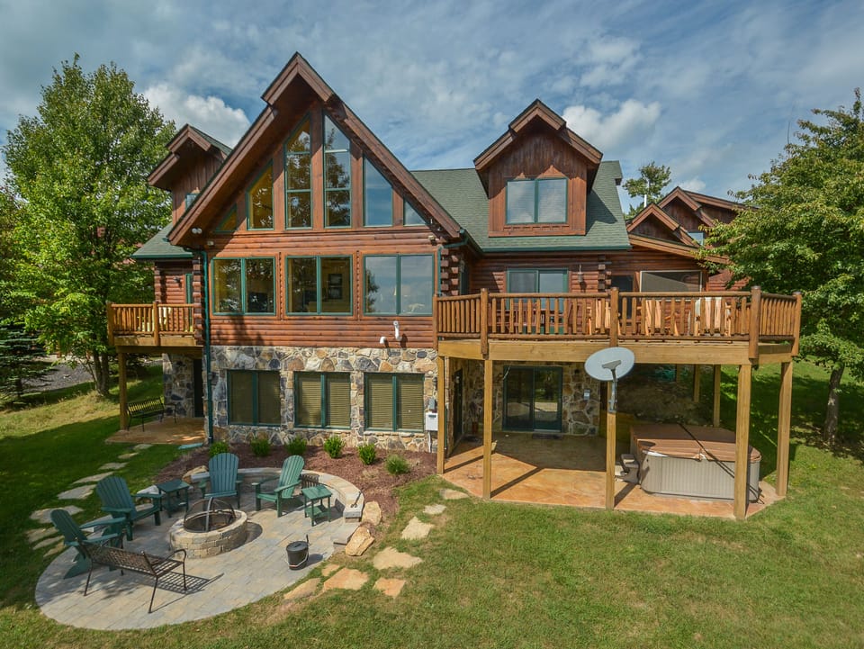 Top 7 Deep Creek Lake Lakefront Rentals | VacationRenter Blog